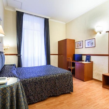 Hotel Paris Рим Экстерьер фото