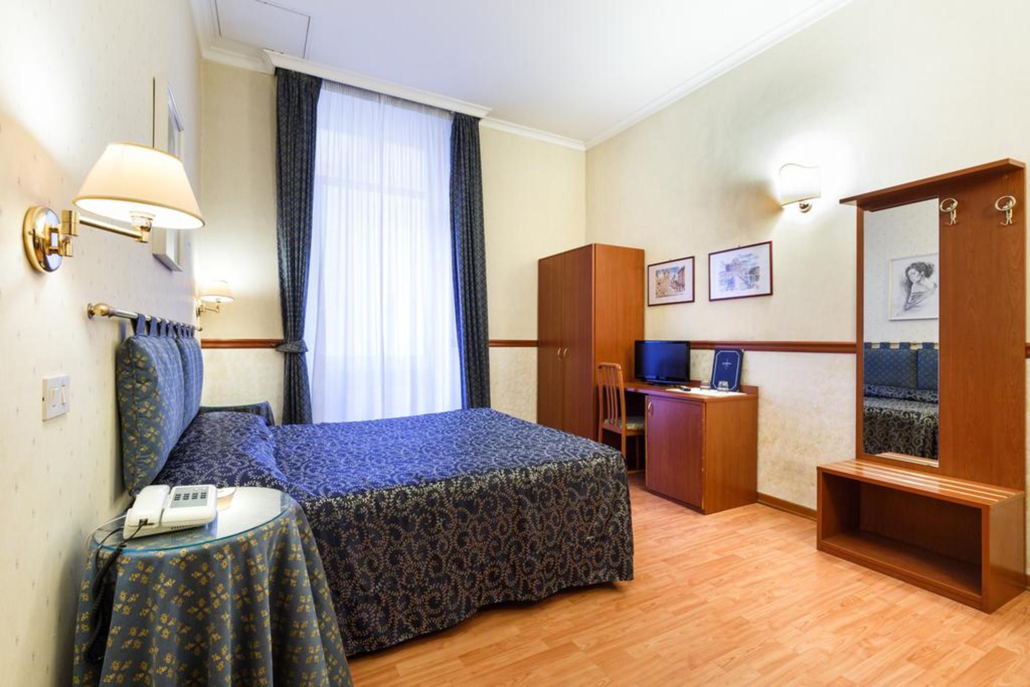Hotel Paris Рим Экстерьер фото