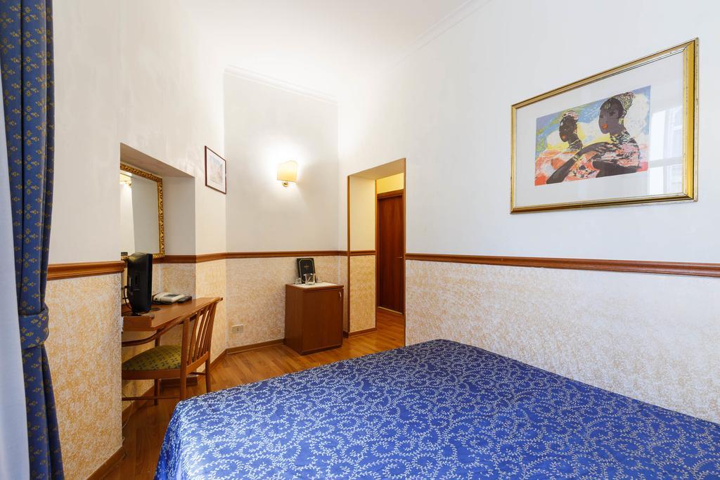Hotel Paris Рим Экстерьер фото