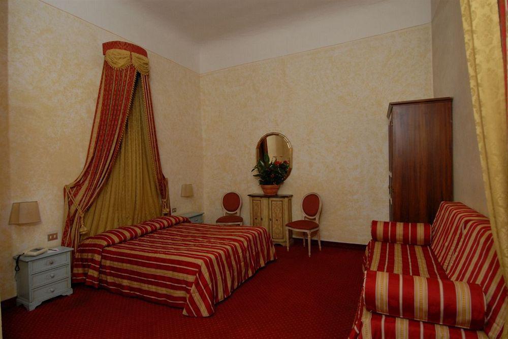 Hotel Paris Рим Экстерьер фото
