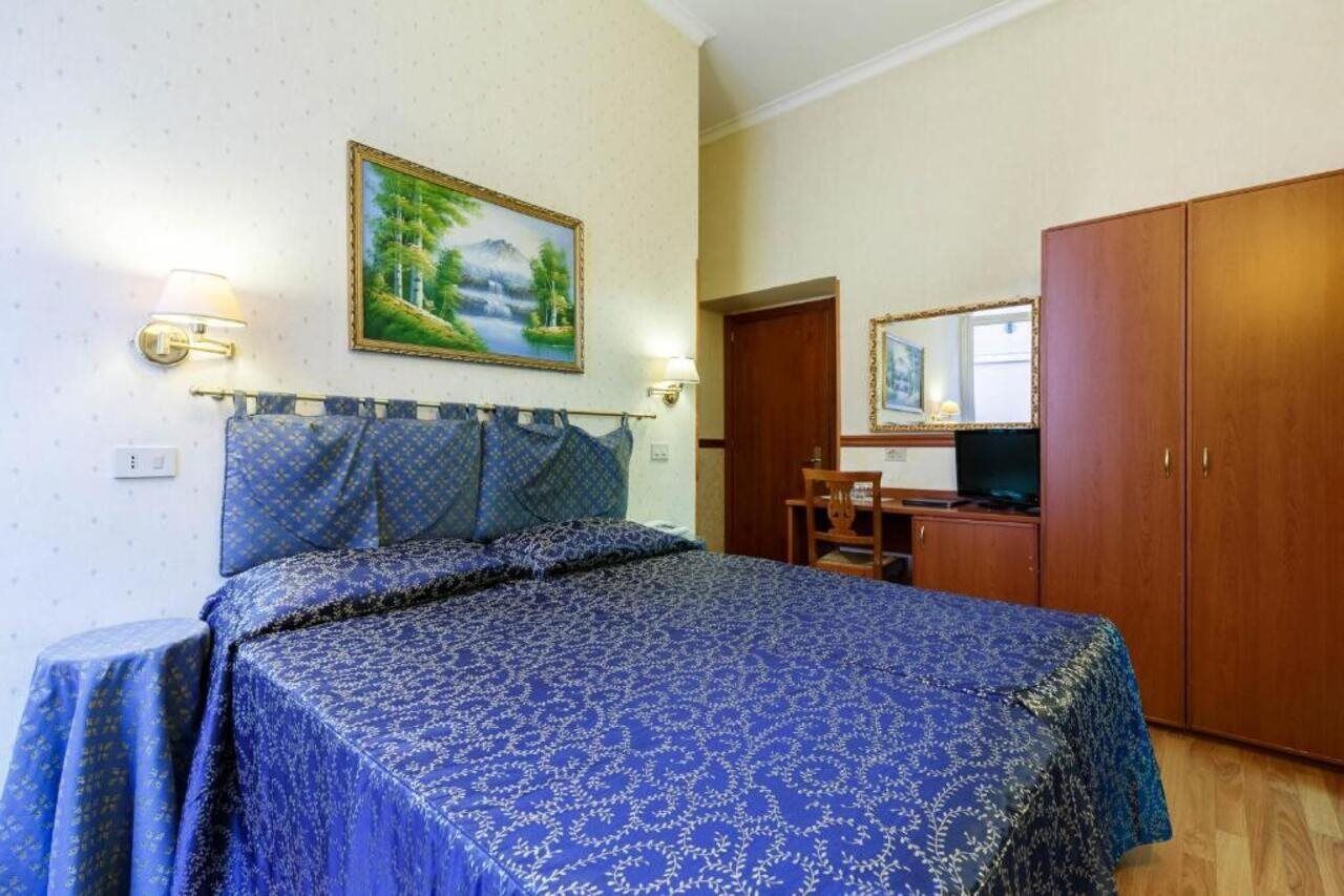 Hotel Paris Рим Экстерьер фото